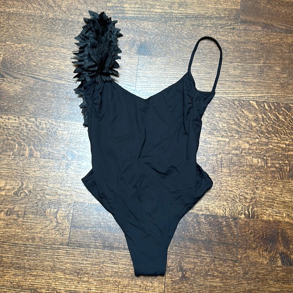 La Reveche ASSUAN BLACK one Piece swimsuit - Picture 4 of 6
